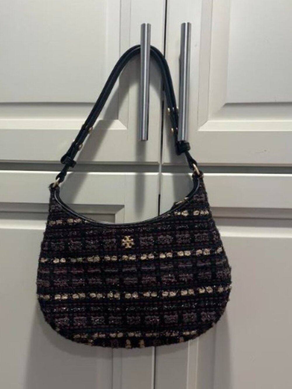 Tory Burch Tweed-Pattern Shoulder Bag – Black, Burgundy & Gold - Picture 3 of 8